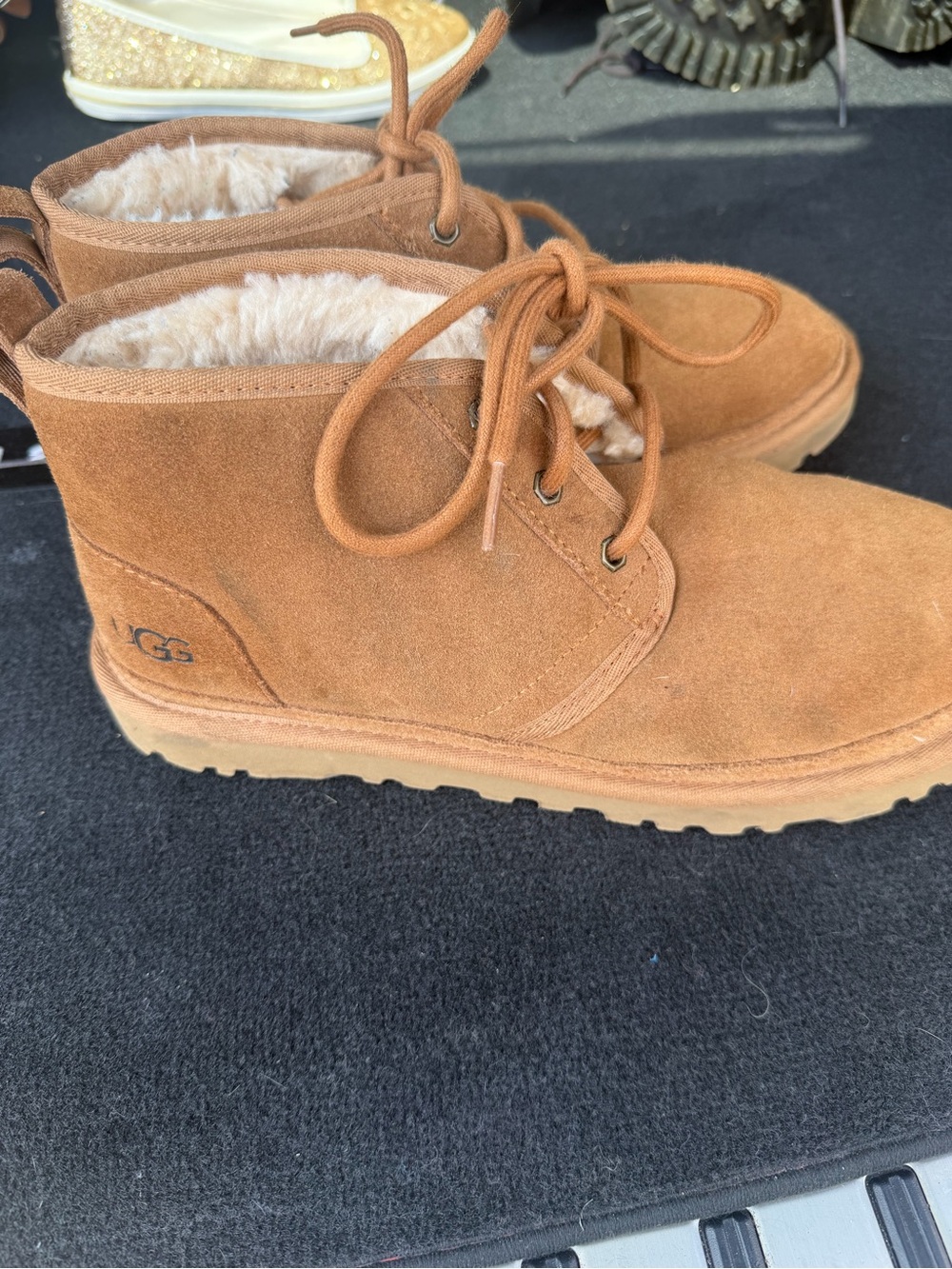 UGG Men’s Neumel Chestnut Suede Lace-Up Shearling Casual Boots Size 10